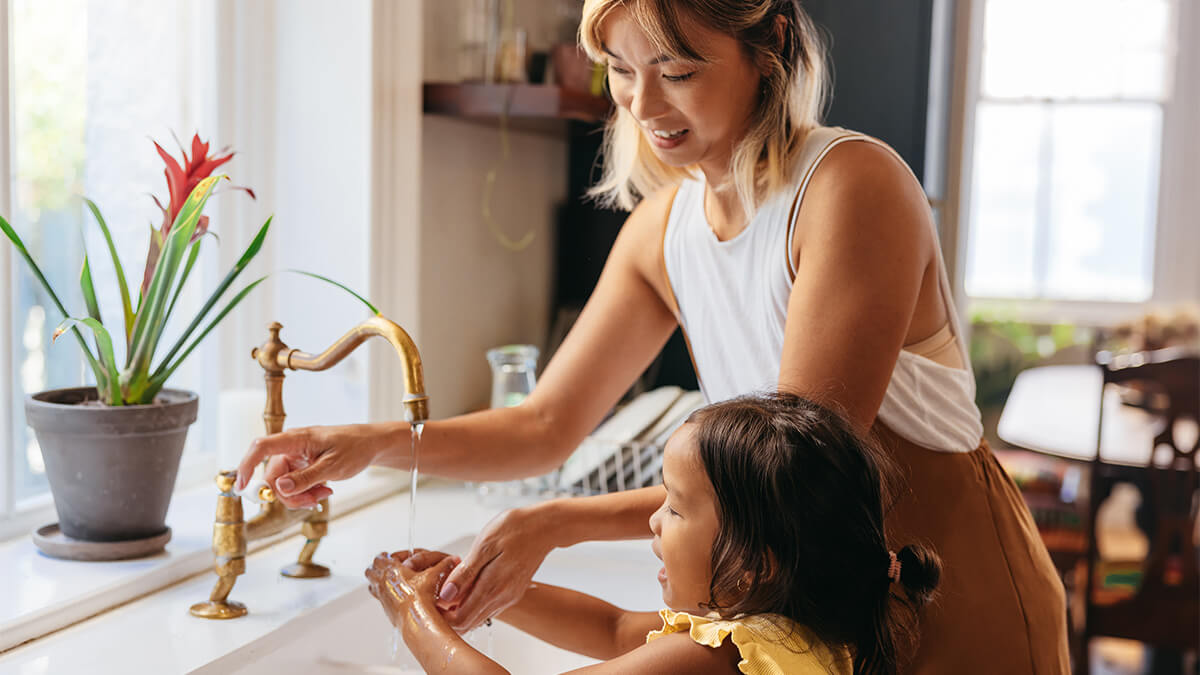 gallery-washing-hands