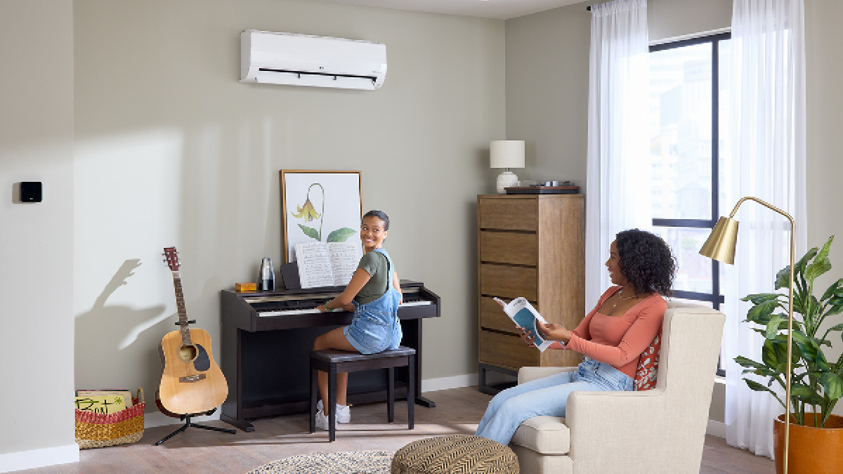 familyroom_unit_talent_v2_012-edit_web_use